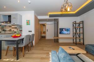 Yaşam Park Residence - Fethiye Calis Beach的休息区