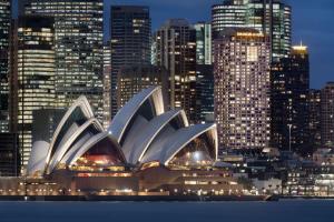 悉尼Shangri-La Sydney的夜晚欣赏悉尼歌剧院的景色
