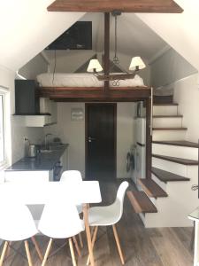 TinyHouse Altos Arrayanes的厨房或小厨房