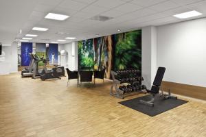 奥斯陆机场斯堪迪克酒店的健身中心和/或健身设施