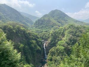 San-min遇见・角板山 的享有山谷和瀑布的景色