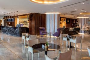 Radisson Blu Hotel Istanbul Ottomare的休息区