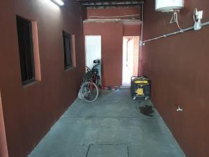 戈亚Depto La Cuni的空房,有自行车,房间,有房间