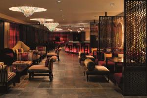 Radisson Blu Hotel, Doha餐厅或其他用餐的地方