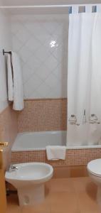 Cerler - Prados de Velarta的一间浴室