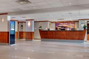 Best Western Plus Gatineau-Ottawa Downtown大厅或接待区