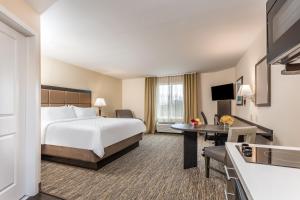 本赛霖姆Candlewood Suites Bensalem - Philadelphia Area, an IHG Hotel的相册照片