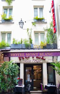 巴黎Hôtel du Mont Blanc的大楼前方的蒙特布朗标志