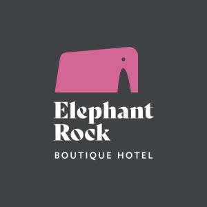 波特拉什Elephant Rock Hotel的象石精品酒店需要一个新的标志