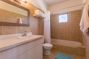 Coralito Bay Suites & Villas的一间浴室