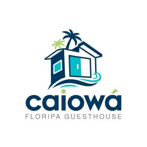 弗洛里亚诺波利斯Caiowa Floripa guesthouse的海滩上别墅的标志,棕榈树