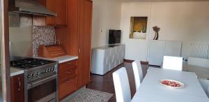 Pini sul Mare的厨房或小厨房