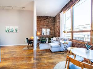 诺克斯维尔Modern Old City Loft - Downtown Knoxville的相册照片