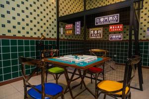 The Hong Kong Vintage - 6 pax - Manhattan SOVO餐厅或其他用餐的地方