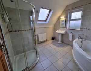Millstone Cottages的一间浴室