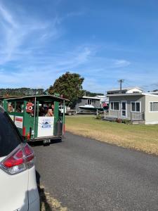 UrenuiUrenui Beach Bach的相册照片