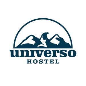 伊比科阿拉Hostel Universo的山地酒店标志