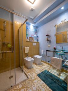 LUXURY - Elegante appartamento nel cuore di Lucca的一间浴室
