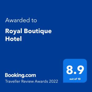 开普敦Royal Boutique Hotel的皇家精品酒店标有酒店标志的屏幕图