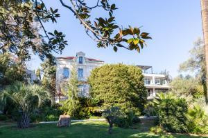 Villa Alexandra - Luxury Apartments Jardins d'ARLIAS by Sweett