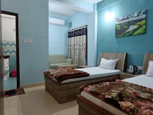 贾纳克布尔Hotel Vrindavan Palace的相册照片