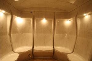 HOTEL SPA MONTANA的一间浴室