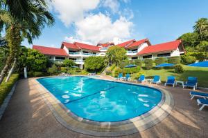 苏林海滩Pen Villa Hotel, Surin Beach - SHA Extra Plus的相册照片