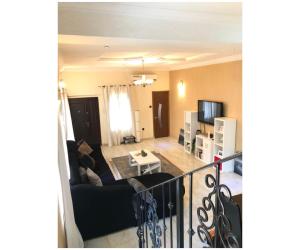 伊凯贾Amazing 4 Bedroom Duplex in Ikeja Allen Avenue的相册照片