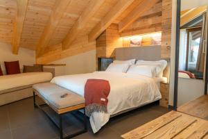 Nira Mountain Resort Futura客房内的一张或多张床位