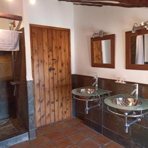 Hotel Casa Pedro Barrera的一间浴室