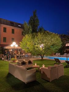萨利切泰尔梅Hotel Milano Pool & Garden的相册照片