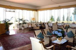 陶尔米纳米迪泰拉尼酒店的相册照片