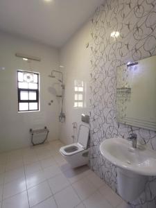 بيت العز السياحي Al-Ezz Tourist House的一间浴室