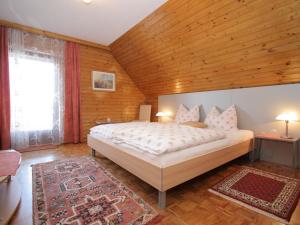 Cozy apartment in Eberndorf Carinthia near the Petzen ski area客房内的一张或多张床位