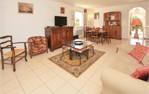 PignanBeautiful Home In Pignan With 3 Bedrooms的相册照片