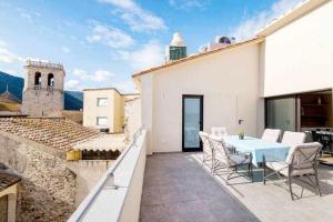 贝萨卢Besalú 3 modern apt w terrace y great views ac的相册照片