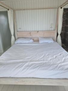 DulcinaCaptivating 1-Bed Cottage in Codrington的相册照片