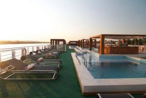 卢克索Le Fayan Nile Cruise - Every Thursday from Luxor for 07 & 04 Nights - Every Monday From Aswan for 03 Nights的相册照片