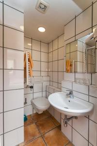 多姆布瑞斯拉尔酒店的一间浴室