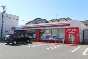 广岛RED HELMET House & Sports Bar Hiroshima的相册照片