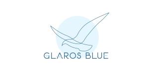 新马尔马拉斯Glaros Blue的空中标志飞行的鸟