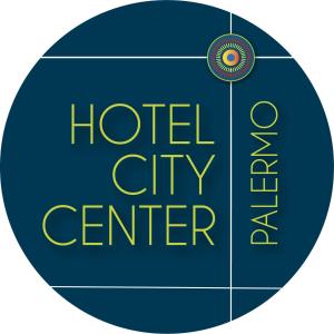 巴勒莫Hotel City Center的蓝圈中读取酒店市中心的标志