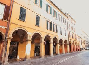 博洛尼亚LOFT PORTICI in Bologna city的相册照片