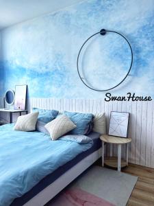 Premium Swanhouse no.SiX with 3bedrooms Condo客房内的一张或多张床位