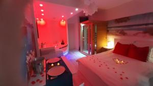 邦多勒Le Bijou Appartement avec Jacuzzi et Sauna privatif Terrasse plein sud Clim Parking Privatif的相册照片