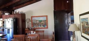 帕纳哈切尔Casa BuenAventura - Cozy country cottage with wooden ceilings and stone walls within nature reserve的相册照片
