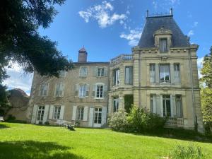 阿利仙Chateau de Vaugelas - Charmant domaine près de Valence的相册照片