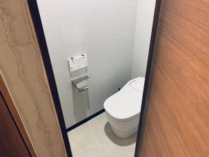 武藏野Takahashi Building 3rd and 4th floors - Vacation STAY 24477v的浴室设有卫生间。