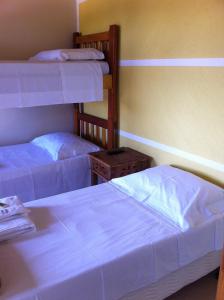 Pousada Vista Alegre客房内的一张或多张双层床