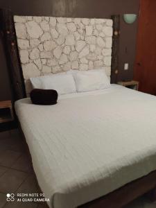 Hotel Beraka客房内的一张或多张床位